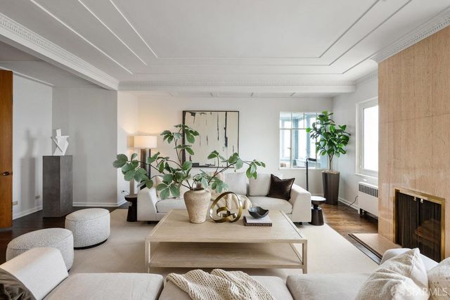 1101 Green Street 1801, San Francisco, CA 94109