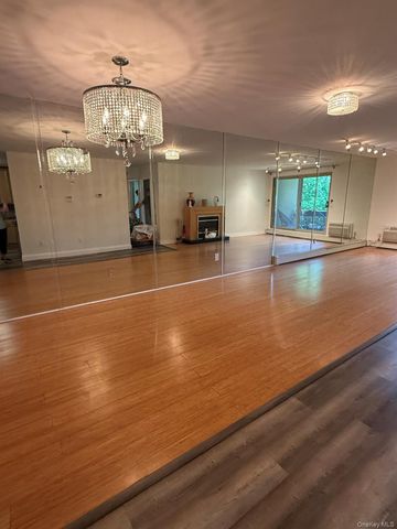 2 Fountain Lane 1-M, Scarsdale, NY 10583