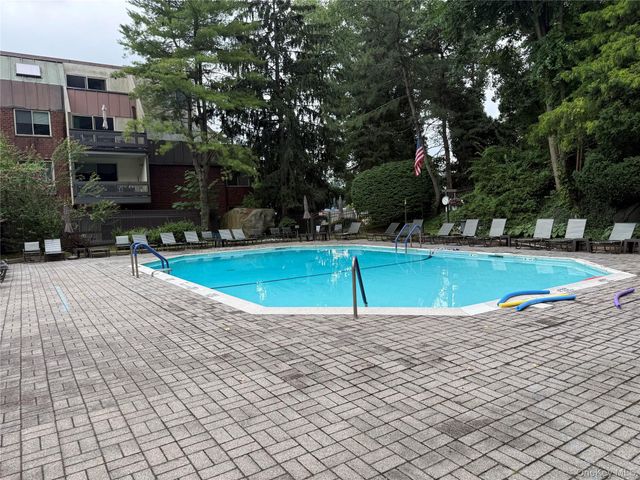 2 Fountain Lane 1-M, Scarsdale, NY 10583