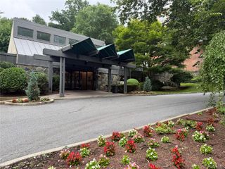 2 Fountain Lane 1-M, Scarsdale, NY 10583