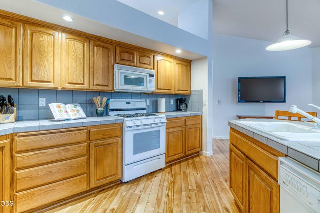 3271 NW Melville Drive, Bend, OR 97703