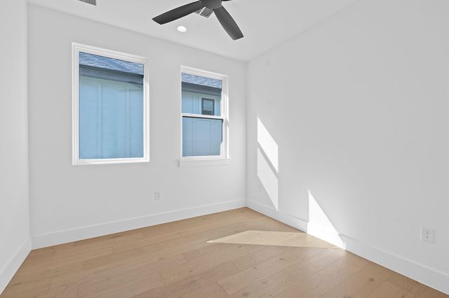 708 Huntingdon PL 1, Austin, TX 78745