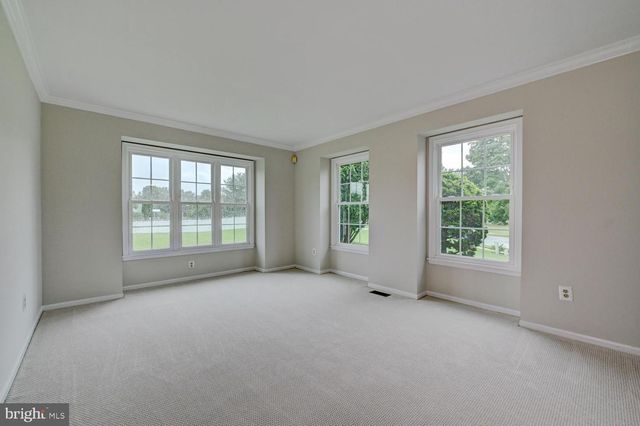 8 BRADFORD CT, Princeton Junction, NJ 08550