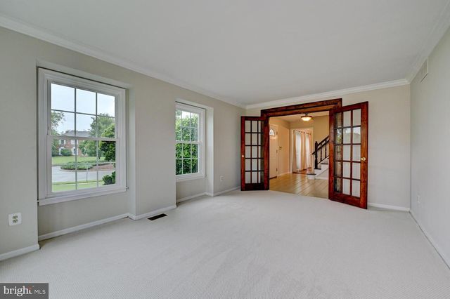 8 BRADFORD CT, Princeton Junction, NJ 08550