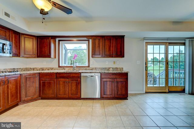 8 BRADFORD CT, Princeton Junction, NJ 08550