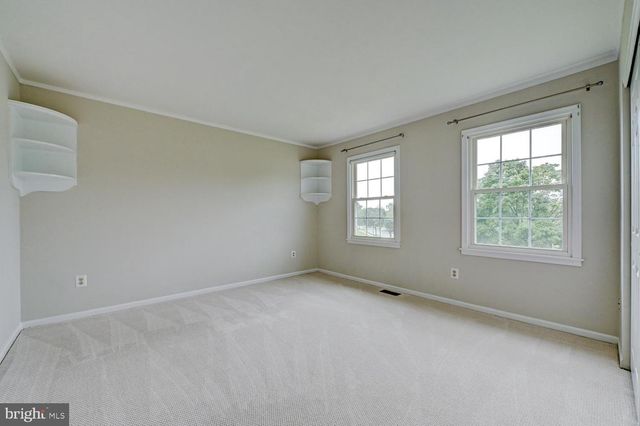 8 BRADFORD CT, Princeton Junction, NJ 08550
