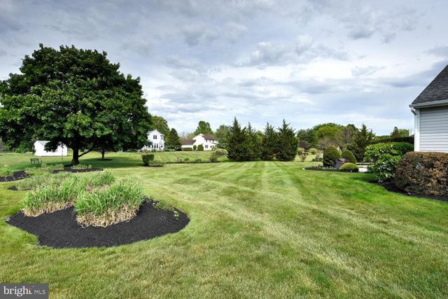 8 BRADFORD CT, Princeton Junction, NJ 08550