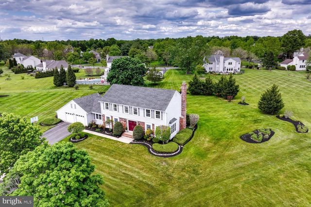 8 BRADFORD CT, Princeton Junction, NJ 08550