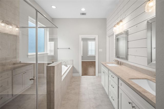 3235 Cline Street, Houston, TX 77020