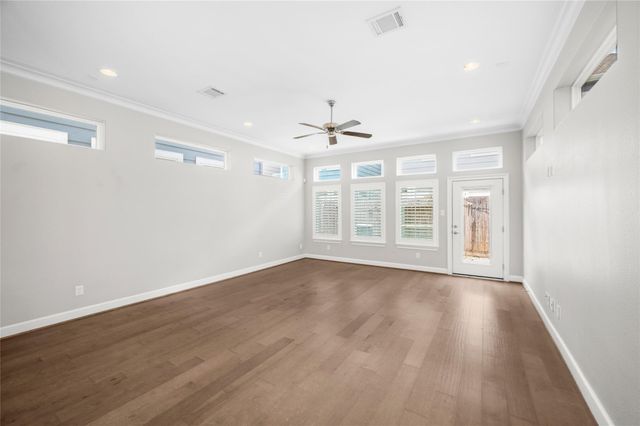 3235 Cline Street, Houston, TX 77020