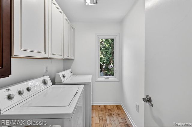 30779 Country Ridge Circle, Farmington Hills, MI 48331