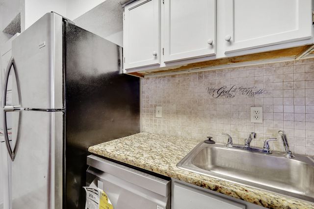 9823 Walnut Street 304, Dallas, TX 75243