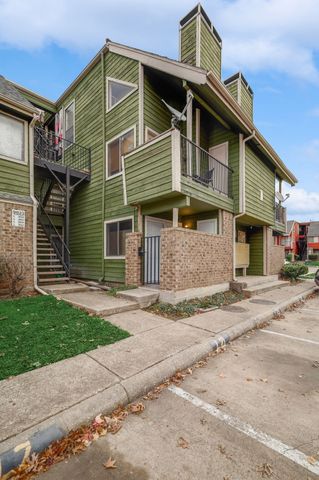 9823 Walnut Street 304, Dallas, TX 75243