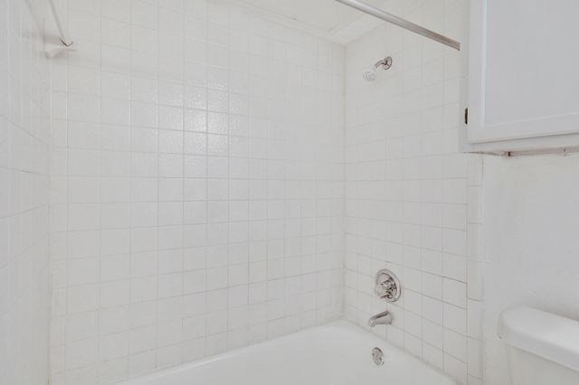 9823 Walnut Street 304, Dallas, TX 75243