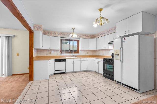 7000 Steadman Street, Dearborn, MI 48126