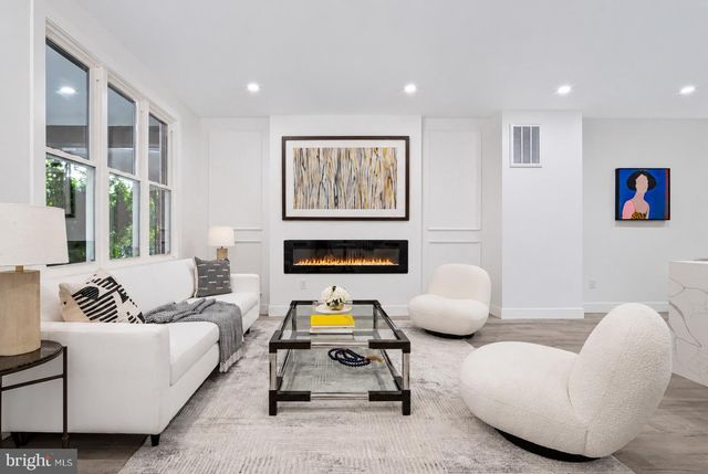 1830 M ST NE, Washington, DC 20002