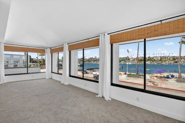 2137 Channel, Newport Beach, CA 92661