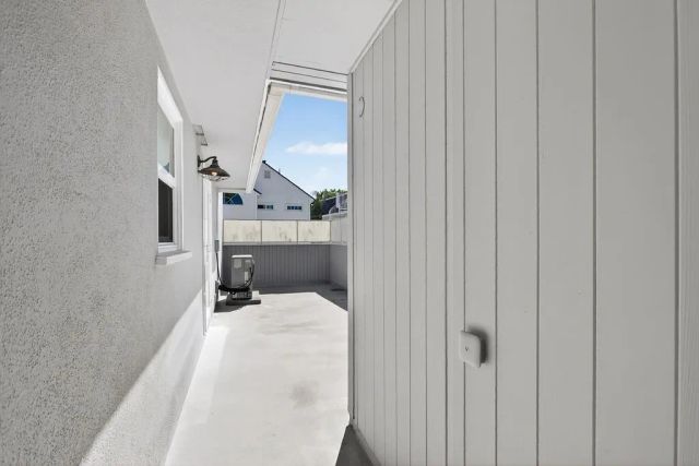 2137 Channel, Newport Beach, CA 92661