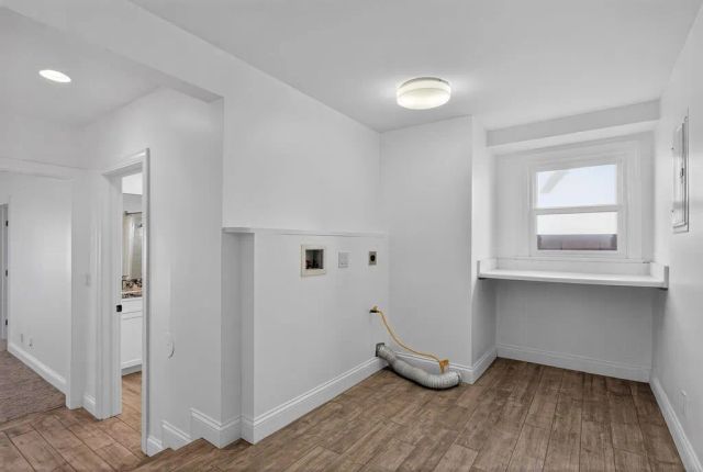 2137 Channel, Newport Beach, CA 92661