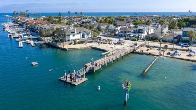 2137 Channel, Newport Beach, CA 92661