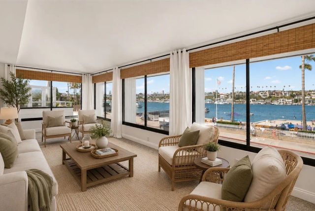 2137 Channel, Newport Beach, CA 92661