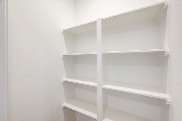 17914 Becker Landing Drive, Hockley, TX 77447