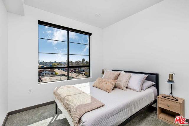 3617 Venice Boulevard, Los Angeles, CA 90019