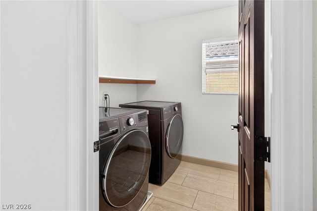 2130 Trebbiano Way, Las Vegas, NV 89156