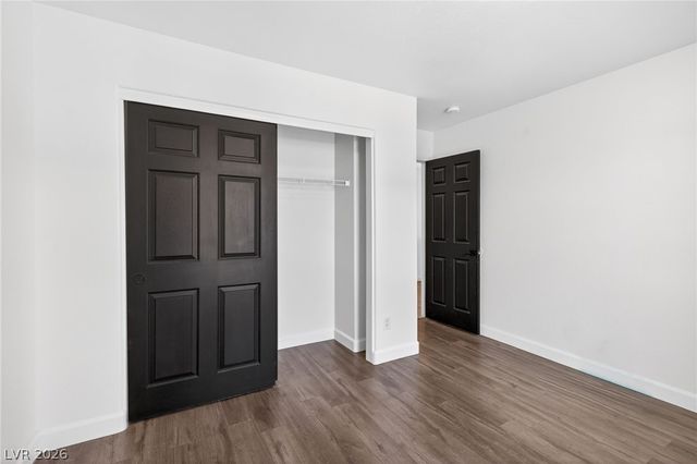 2130 Trebbiano Way, Las Vegas, NV 89156