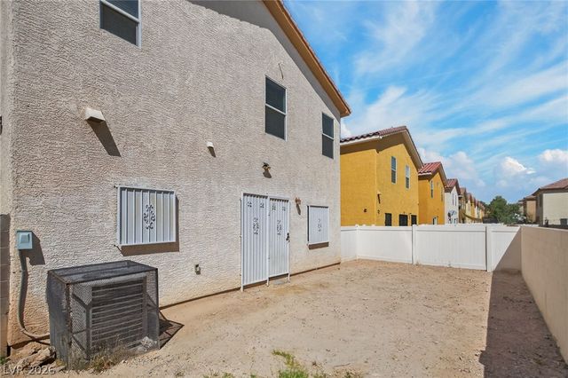 2130 Trebbiano Way, Las Vegas, NV 89156