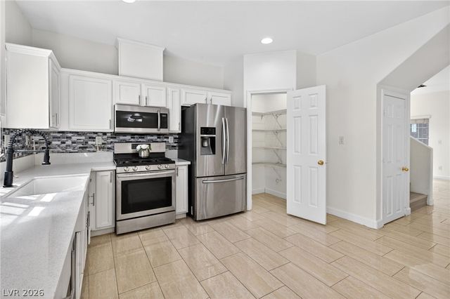 2130 Trebbiano Way, Las Vegas, NV 89156