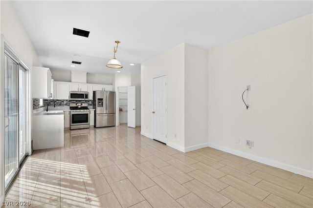 2130 Trebbiano Way, Las Vegas, NV 89156