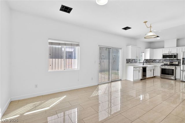 2130 Trebbiano Way, Las Vegas, NV 89156