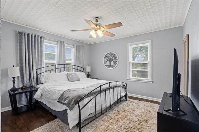 5000 S Crysler Avenue, Independence, MO 64055