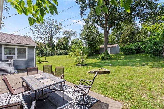 5000 S Crysler Avenue, Independence, MO 64055