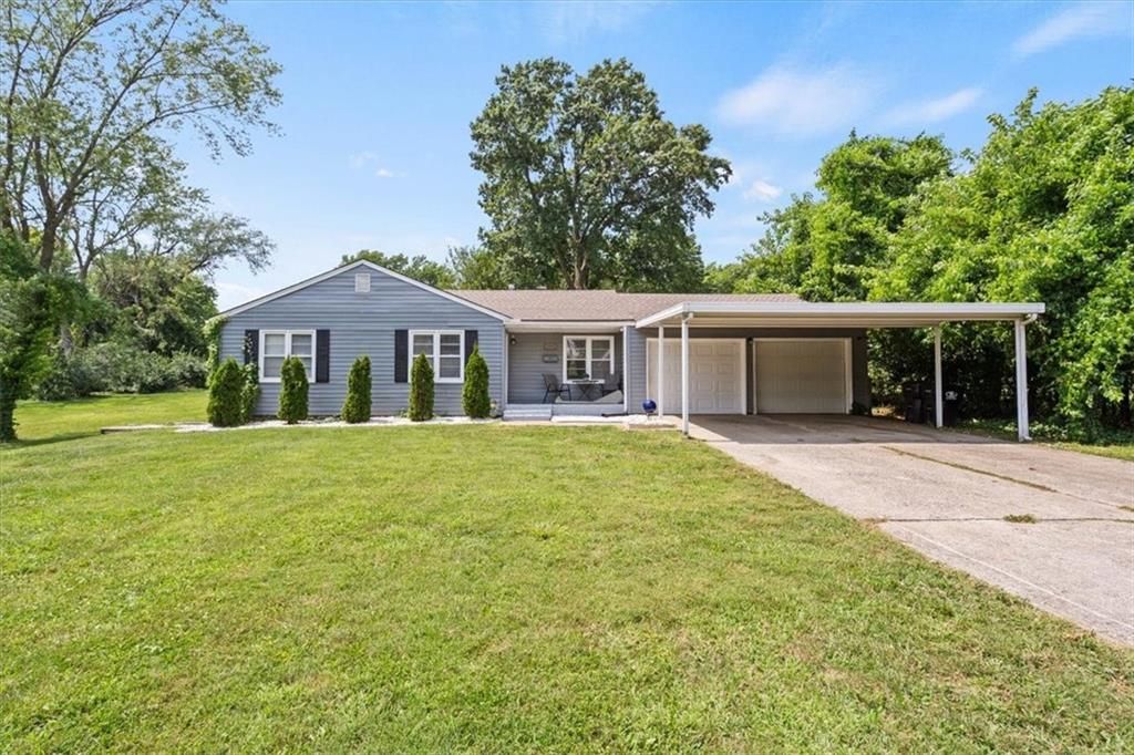 5000 S Crysler Avenue, Independence, MO 64055