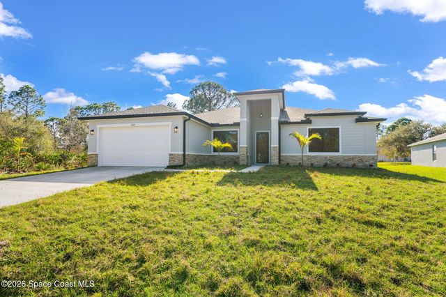 1356 Walthan Street SE, Palm Bay, FL 32909