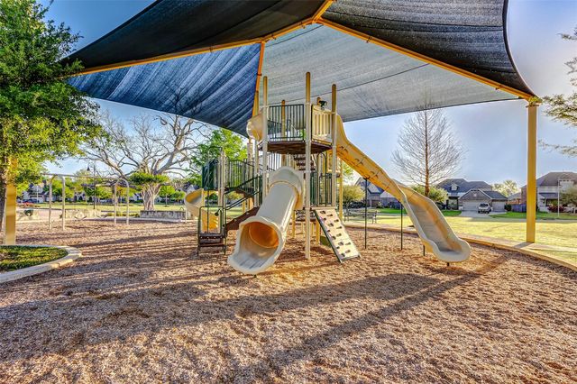 5318 Streamside Trail, Fulshear, TX 77441
