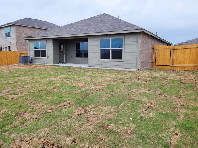 223 Drifter Drive, Newark, TX 76071