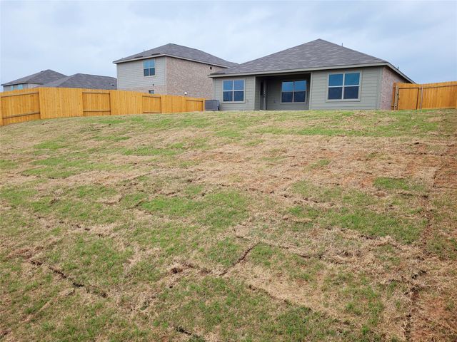 223 Drifter Drive, Newark, TX 76071