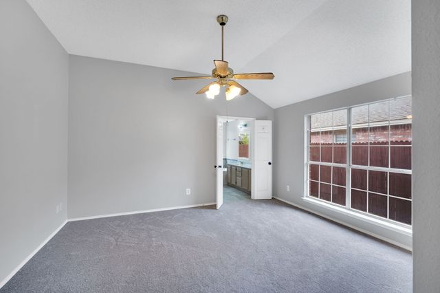 5301 Rio Bravo Drive, Arlington, TX 76017