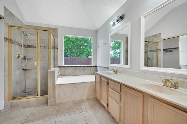 5301 Rio Bravo Drive, Arlington, TX 76017