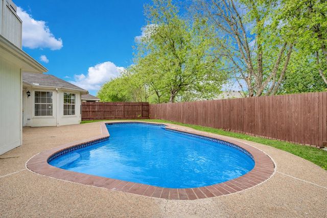 5301 Rio Bravo Drive, Arlington, TX 76017