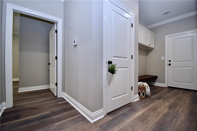 422 SOPHIE Lane, Pineville, LA 71423