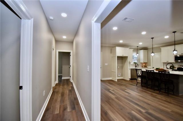422 SOPHIE Lane, Pineville, LA 71423