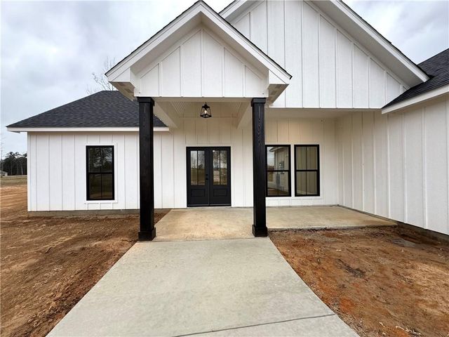 422 SOPHIE Lane, Pineville, LA 71423