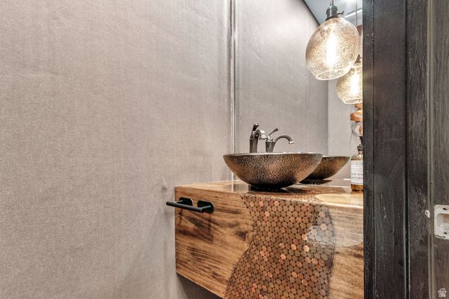 649 CORDOVA CT, North Salt Lake, UT 84054