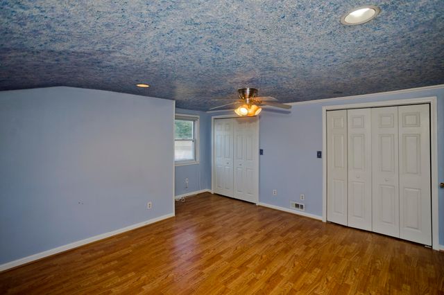 42 Glenn Dr, Wilbraham, MA 01095