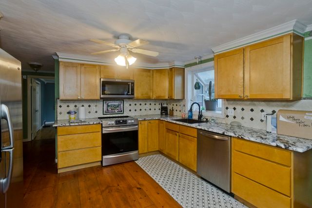 42 Glenn Dr, Wilbraham, MA 01095