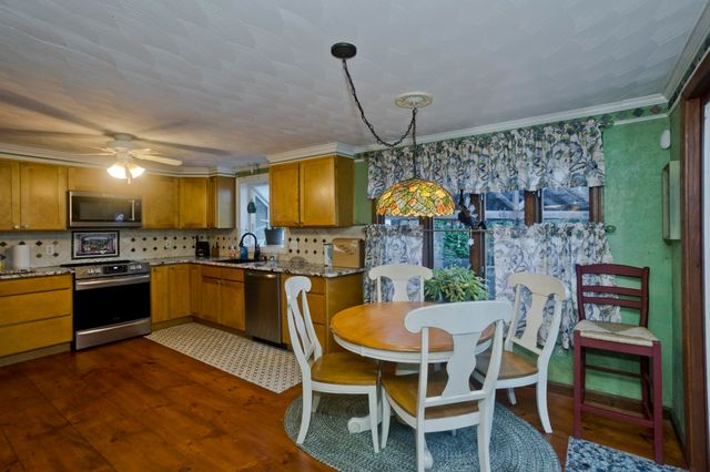 42 Glenn Dr, Wilbraham, MA 01095